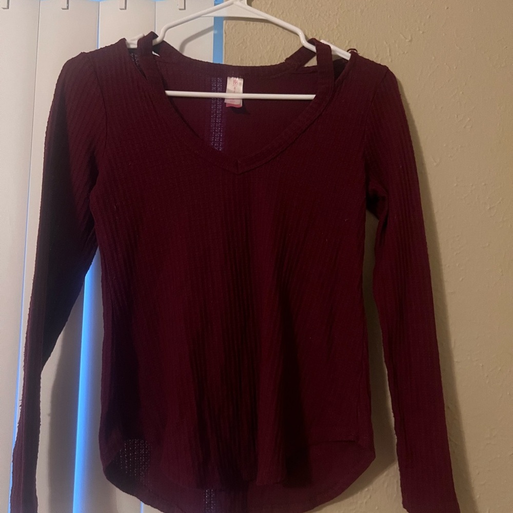 Women's Burgundy V-Neck Top